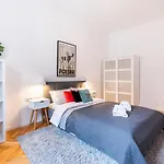 Apartman Old Town Market Place By Bookinghost *