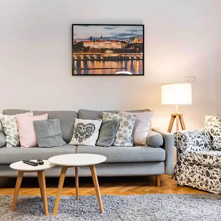 Old Town Market Place By Bookinghost Varsovie